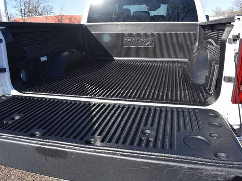 Used 2024 RAM 1500 Laramie image 24