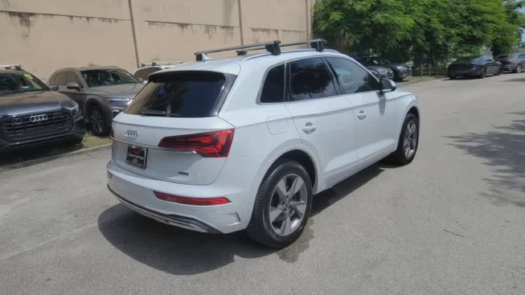 Certified 2023 Audi Q5 2.0T Premium w/ Convenience Package AWD/4WD image 8