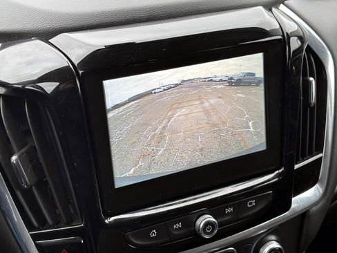 Used 2019 Chevrolet Traverse LT image 23