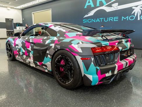 Used 2017 Audi R8 V10 plus image 11