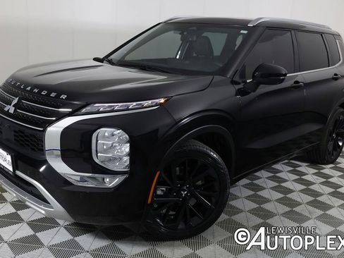 Used 2022 Mitsubishi Outlander SEL image 1