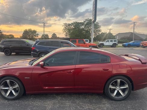 Used 2014 Dodge Charger R/T RWD image 3