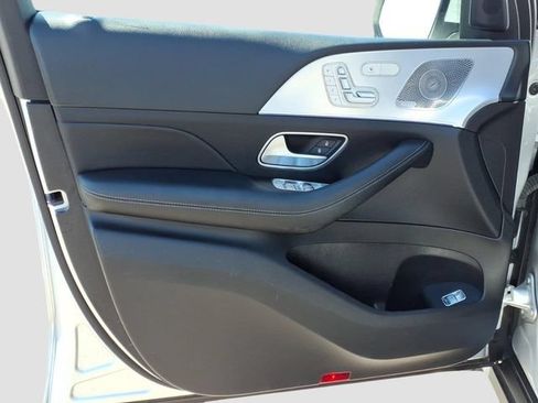 Used 2020 Mercedes-Benz GLE 350 4MATIC image 16