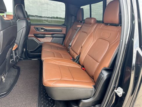 Used 2022 RAM 1500 Limited AWD/4WD image 23