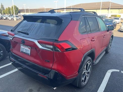 Used 2021 Toyota RAV4 XSE w/ Weather Package image 5