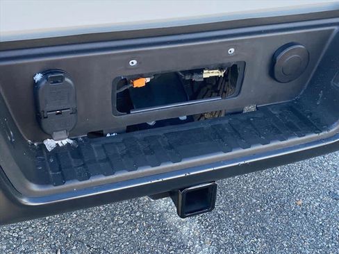 Used 2022 Chevrolet Colorado ZR2 w/ ZR2 Dusk Special Edition image 8