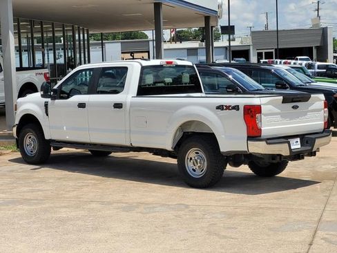 Used 2022 Ford F250 XL w/ Power Equipment Group AWD/4WD image 6