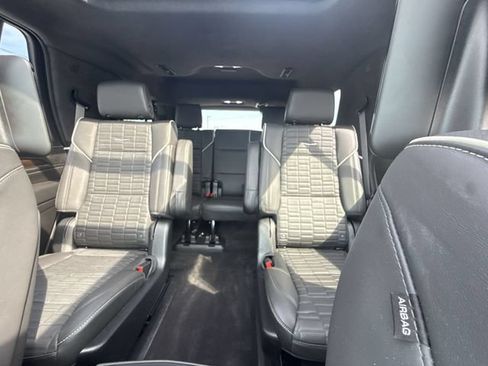Used 2023 Cadillac Escalade Sport Platinum w/ LPO, ONYX Package AWD/4WD image 22