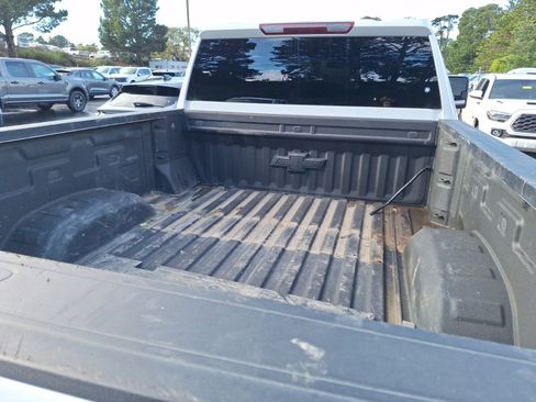 Used 2023 Chevrolet Silverado 2500 LT w/ Convenience Package image 6