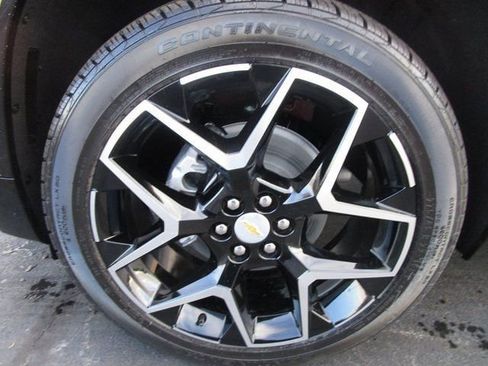 New 2026 Chevrolet Traverse High Country image 2