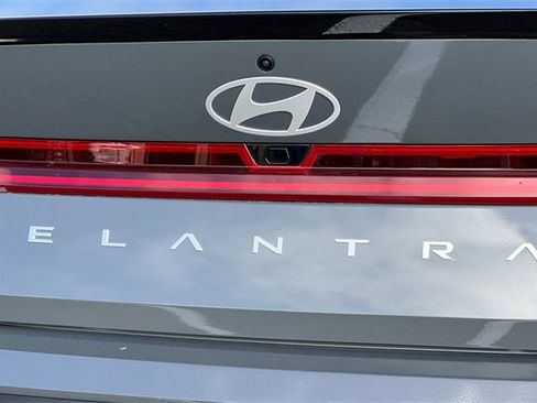 New 2026 Hyundai Elantra SEL Sport image 9