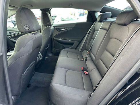 Used 2022 Chevrolet Malibu LT image 16