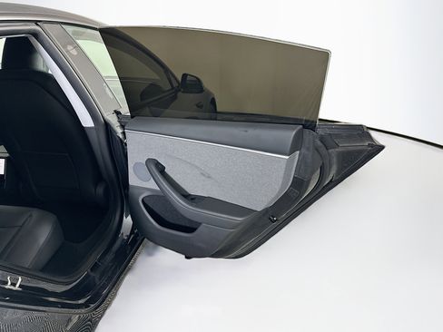 Used 2024 Tesla Model 3 image 28