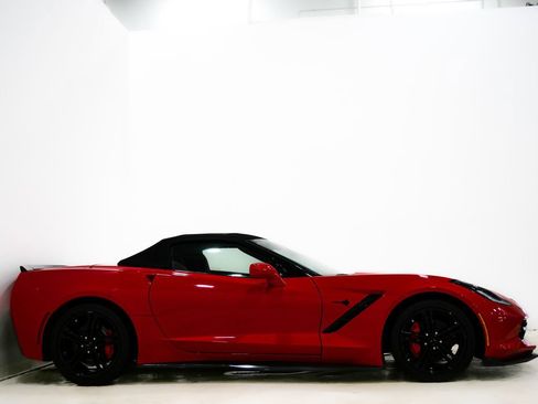 Used 2016 Chevrolet Corvette Stingray Convertible w/ 2LT Preferred Equipment Group image 4