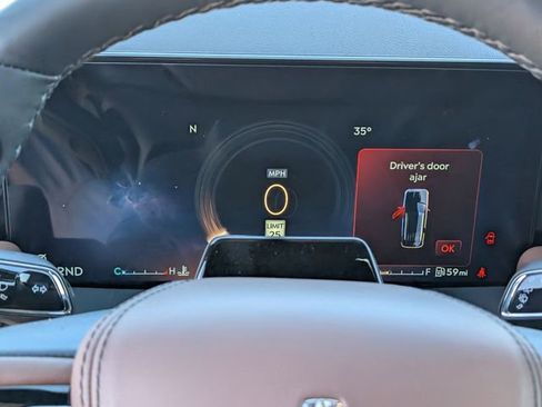 New 2026 Lincoln Aviator Reserve image 24