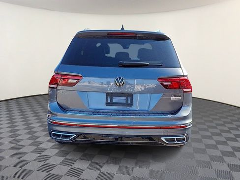 Used 2024 Volkswagen Tiguan SEL R-Line image 7