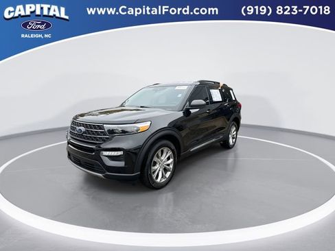 Certified 2023 Ford Explorer XLT w/ Equipment Group 202A image 4