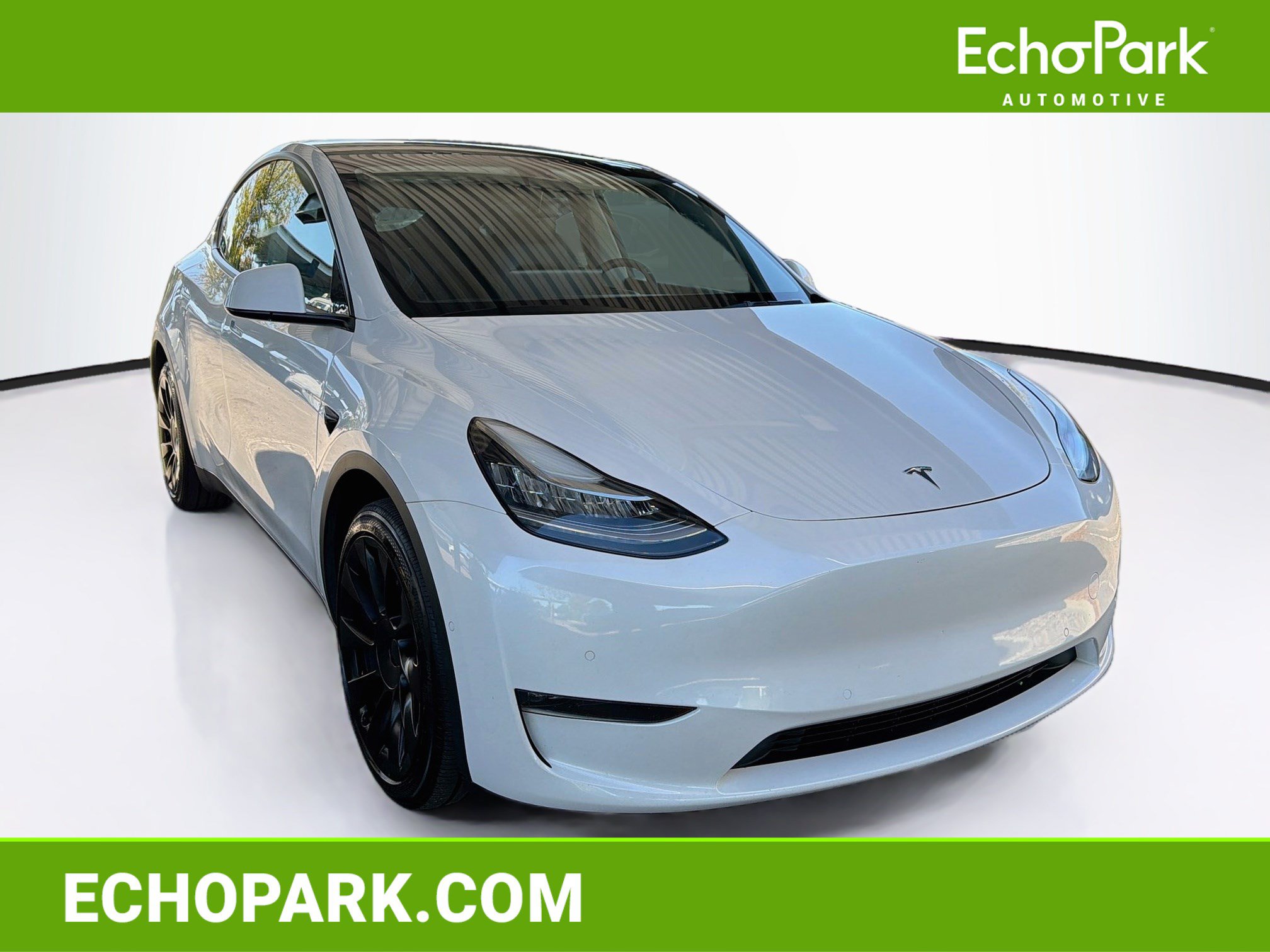 Used 2021 Tesla Model Y Long Range AWD/4WD image 1