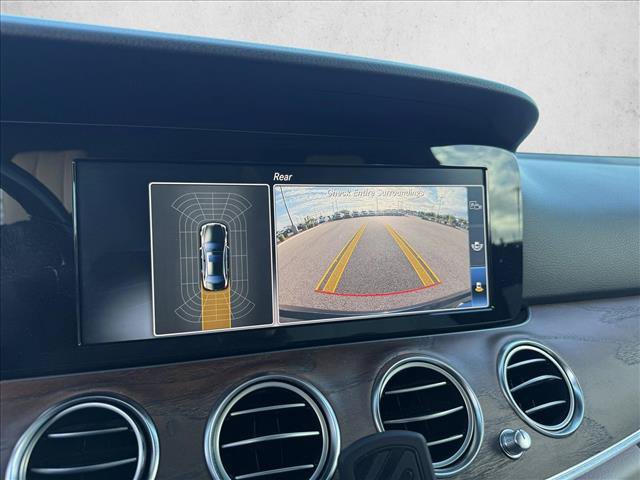 Used 2017 Mercedes-Benz E 300 image 18