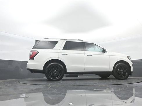Certified 2021 Ford Expedition Limited image 33
