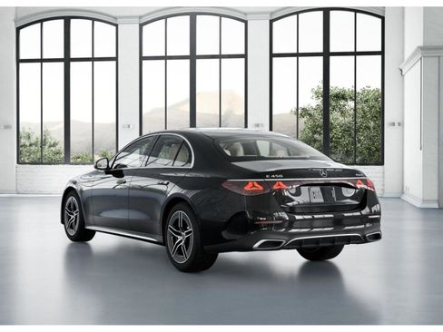 New 2026 Mercedes-Benz E 450 4MATIC Sedan image 28