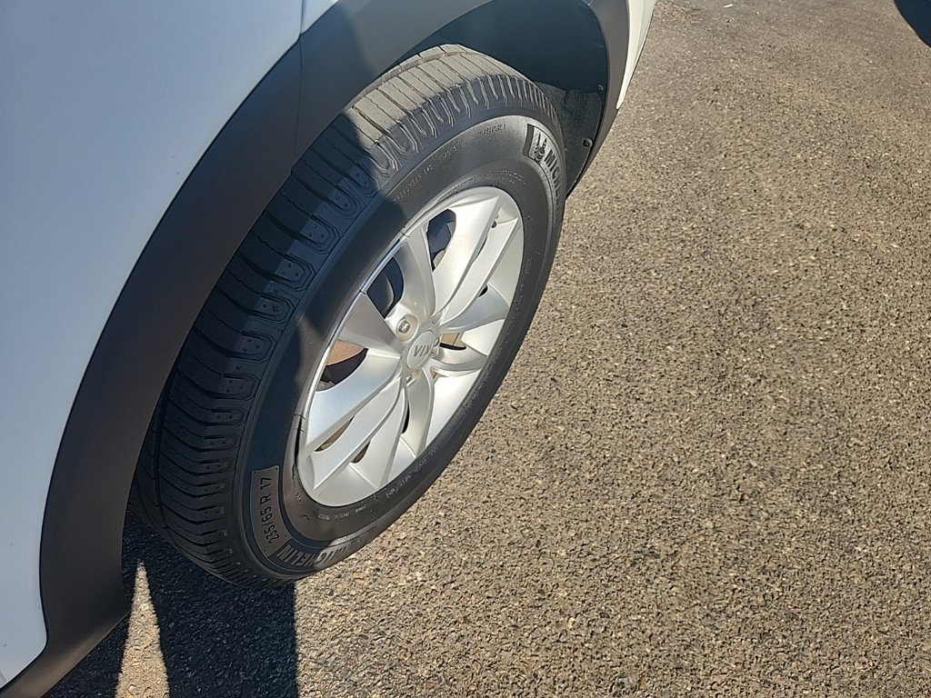Used 2018 Kia Sorento FWD image 8