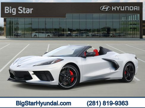 Used 2021 Chevrolet Corvette Stingray Convertible w/ Z51 Performance Package image 1