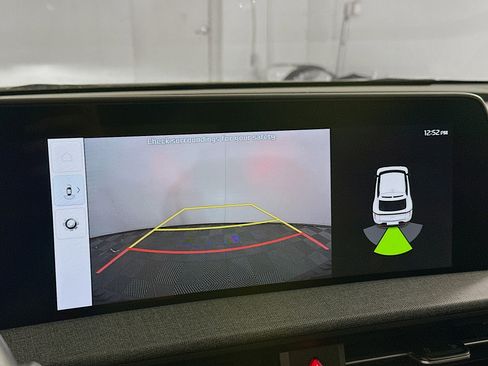 Used 2024 Kia EV6 Light image 23