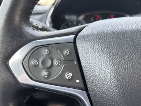 Used 2022 Chevrolet Traverse RS image 28