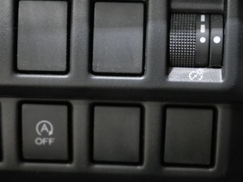 Used 2019 Subaru Forester Premium AWD/4WD image 15