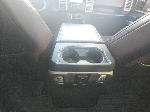 Used 2016 Ford F150 Platinum w/ Equipment Group 701A Luxury image 15