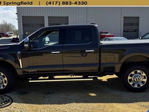 Used 2025 Ford F350 Lariat w/ Chrome Package image 4
