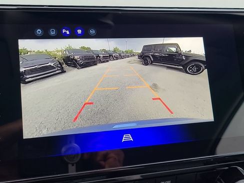 New 2027 Chevrolet Bolt LT FWD image 28
