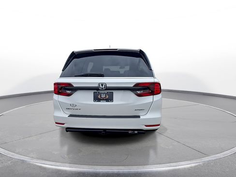 Used 2023 Honda Odyssey Sport image 7