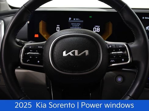 Certified 2025 Kia Sorento S AWD/4WD image 10