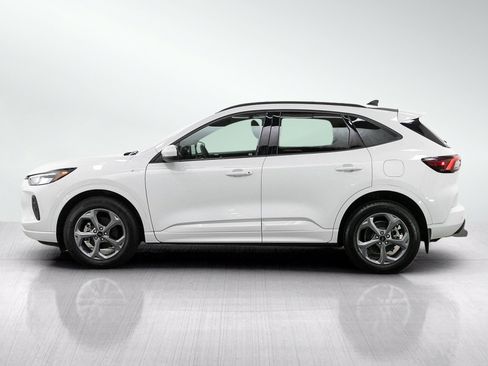 Used 2023 Ford Escape ST-Line Select w/ Tech Pack #1 AWD/4WD image 2
