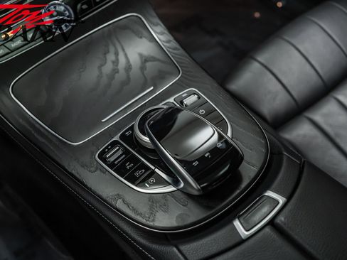 Used 2020 Mercedes-Benz E 450 4MATIC Coupe image 38