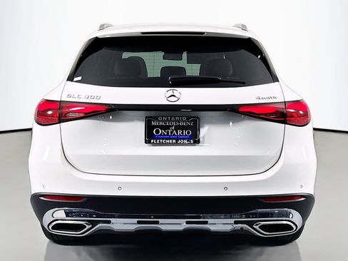 New 2026 Mercedes-Benz GLC 300 4MATIC image 3