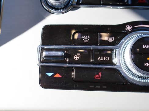 Used 2022 Lincoln Aviator AWD w/ Premium Package image 29