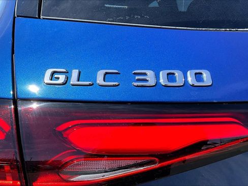 New 2026 Mercedes-Benz GLC 300 image 7