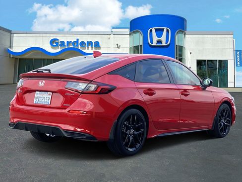 Used 2025 Honda Civic Sport image 6