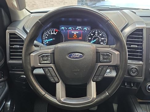 Used 2020 Ford Expedition Platinum AWD/4WD image 18