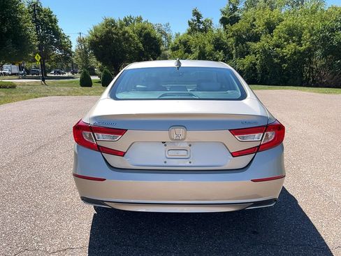 Certified 2018 Honda Accord EX-L image 7