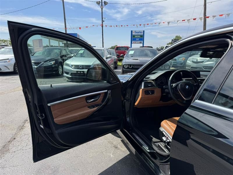 Used 2016 BMW 340i xDrive Sedan AWD/4WD image 22