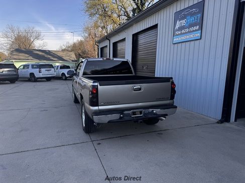 Used 2000 Chevrolet Silverado 1500 LS image 14