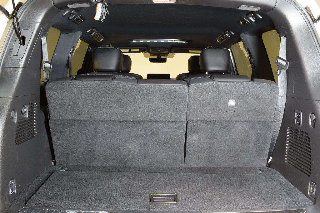 Certified 2024 INFINITI QX80 Sensory AWD/4WD image 31
