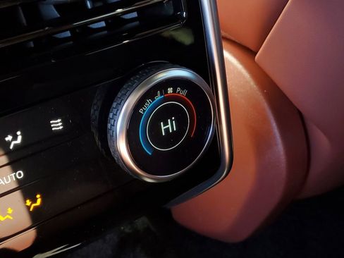 New 2026 Land Rover Range Rover SE image 26