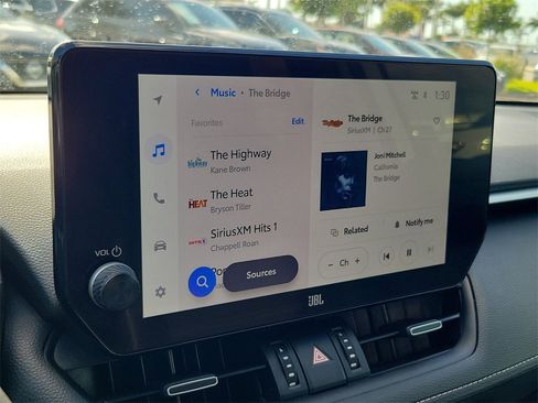 Used 2024 Toyota RAV4 Limited image 31