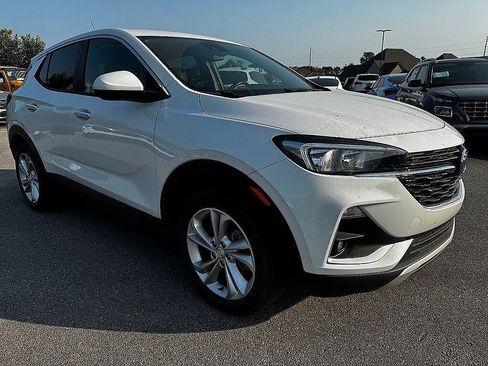 Used 2021 Buick Encore GX Preferred w/ Cold Weather Comfort Package FWD image 1