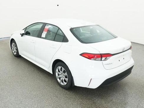 New 2026 Toyota Corolla LE image 5